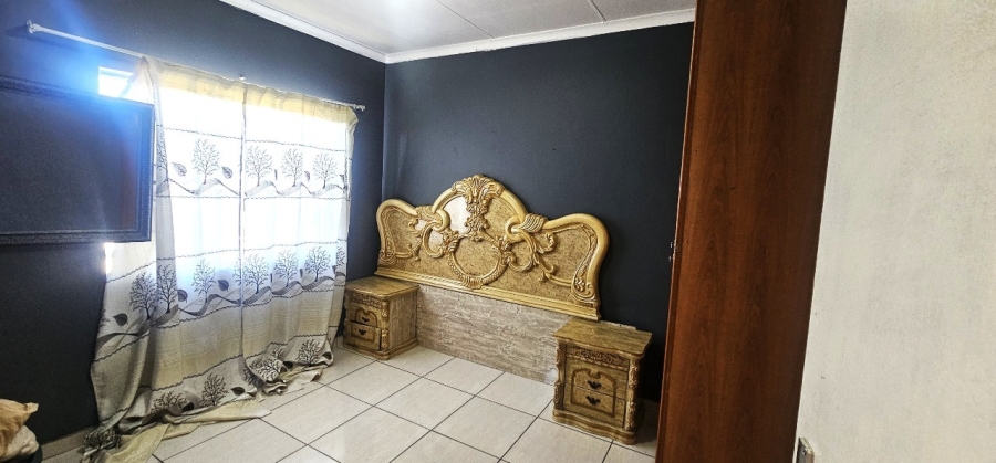 To Let 3 Bedroom Property for Rent in Waterval East North West